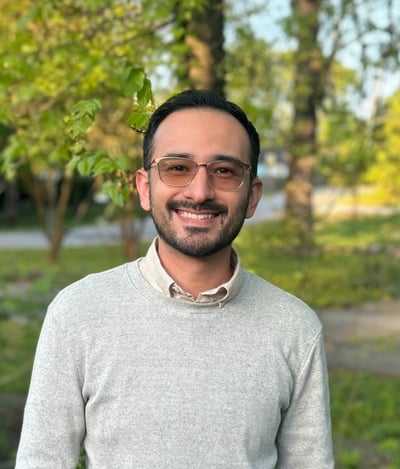 Dr. Israel Flores